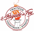 Logo La Brigade du Feu : Traiteur, Foodtruck & Events. Brasero avec flammes oranges dans un cercle rouge et gris.
